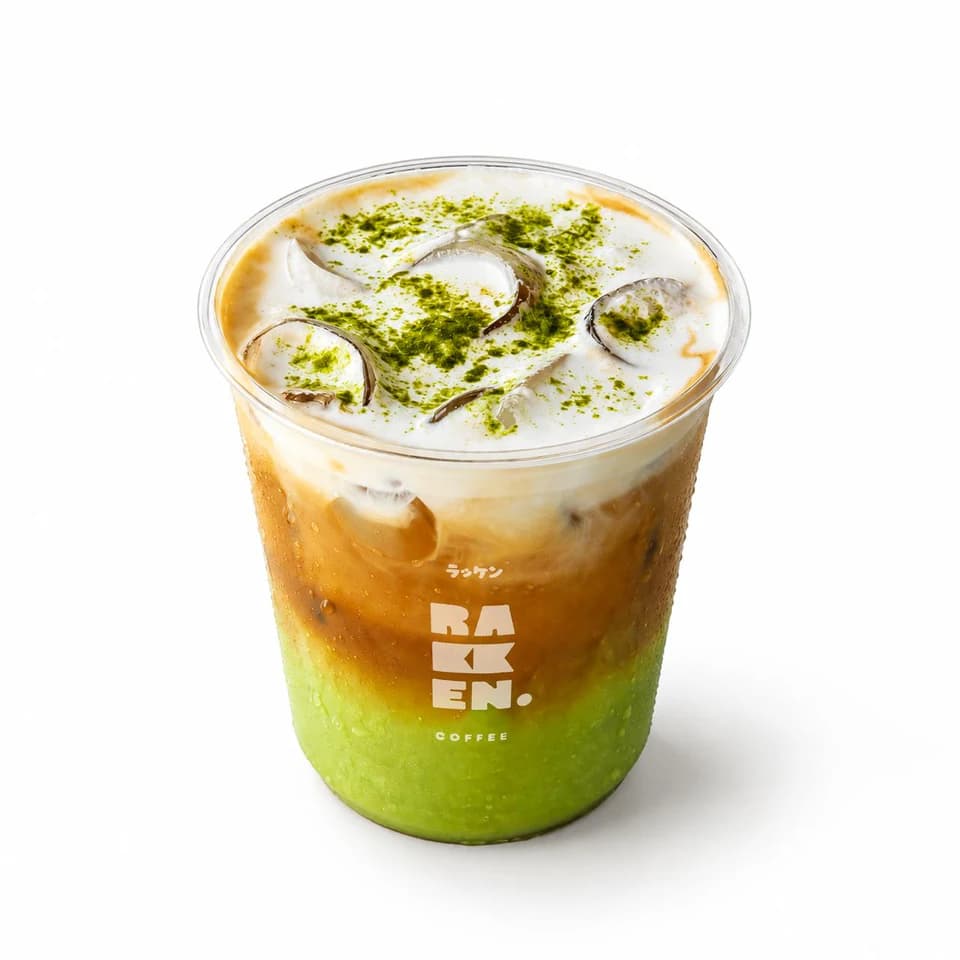 Minuman es matcha dan kopi berlapis RAKKEN